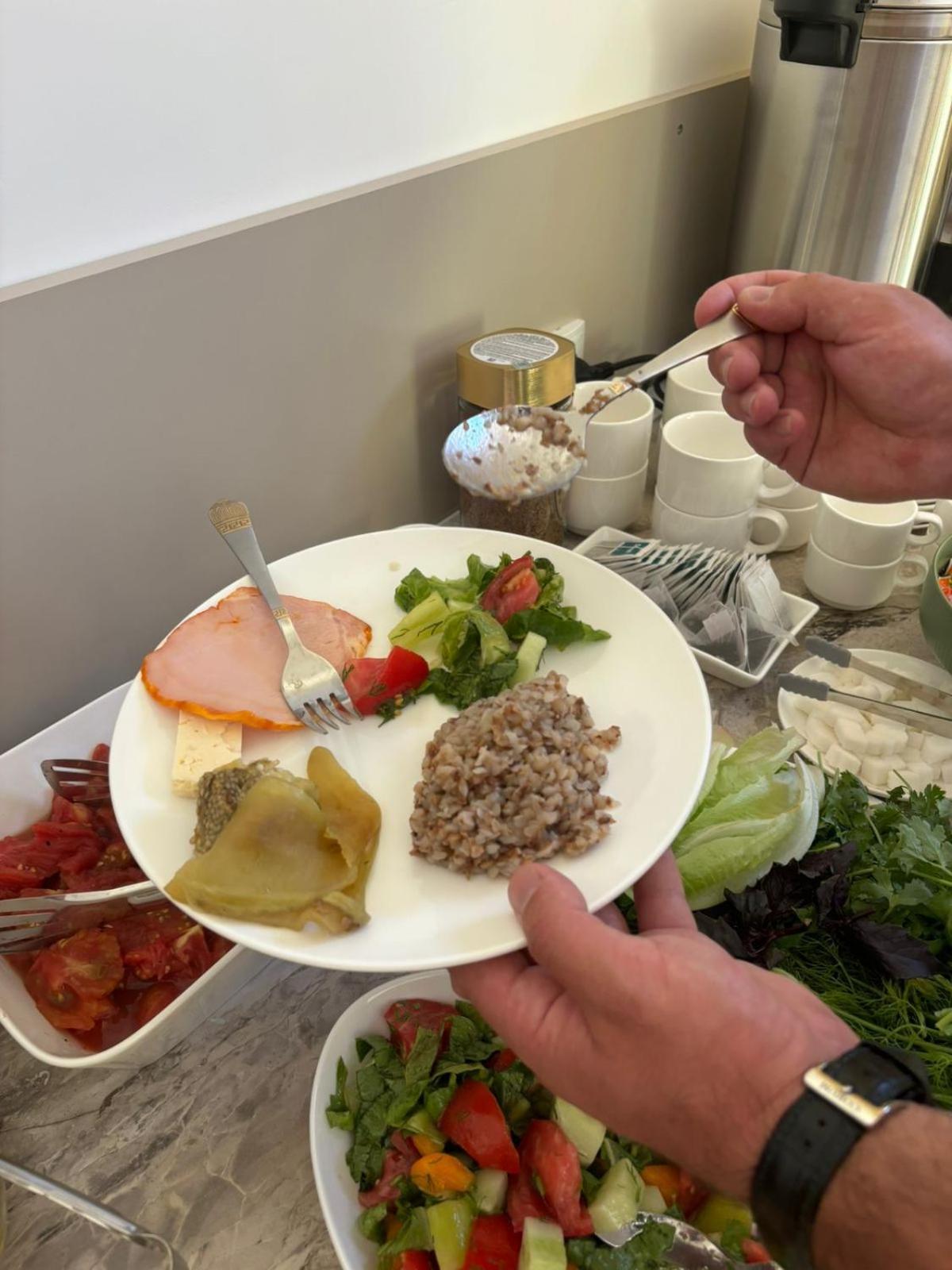 יירבאן Styopa Hotel מראה חיצוני תמונה