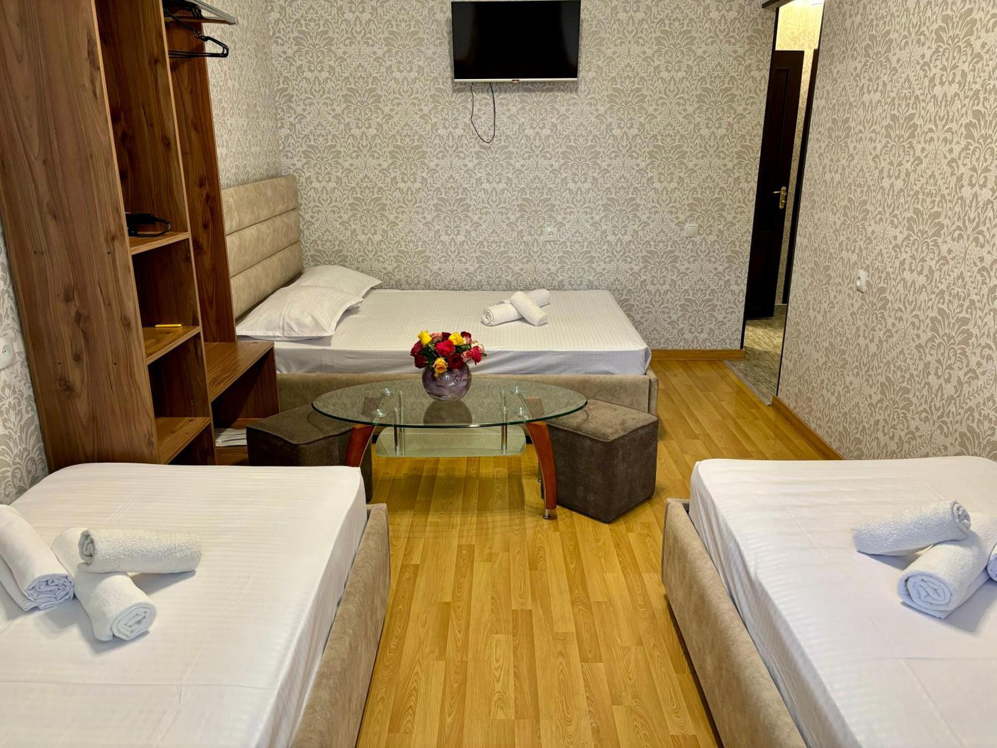 יירבאן Styopa Hotel מראה חיצוני תמונה